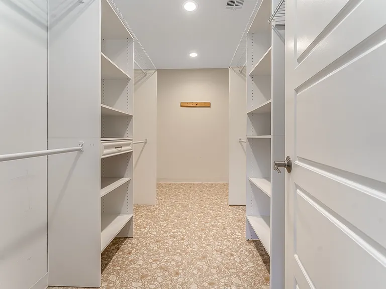 16 Main St #16C — Photo 10