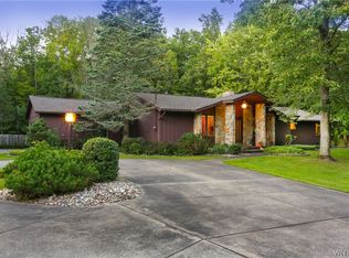 2111 Ferry Rd, Grand Island, NY 14072