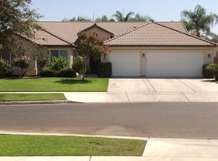 3630 N Carson St, Visalia, CA 93291