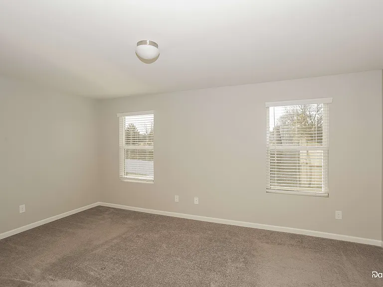 520 Contentment Dr — Photo 12