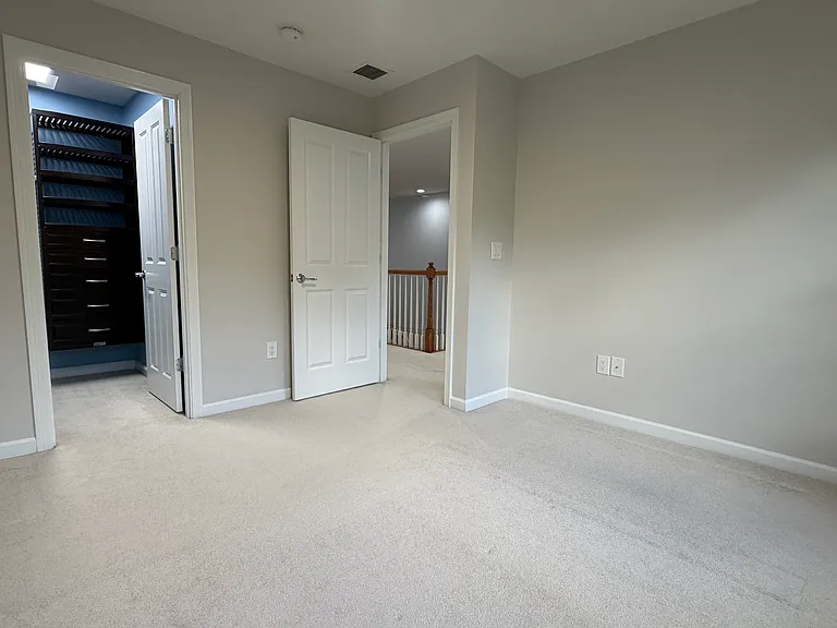 281 Sterling Dr — Photo 27