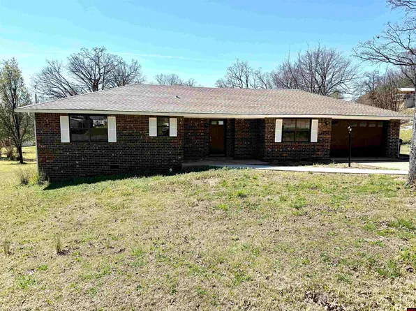 810 Capitol Dr, Mountain Home, AR 72653