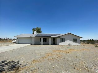 4360 Dos Palmas Rd, Phelan, CA 92371