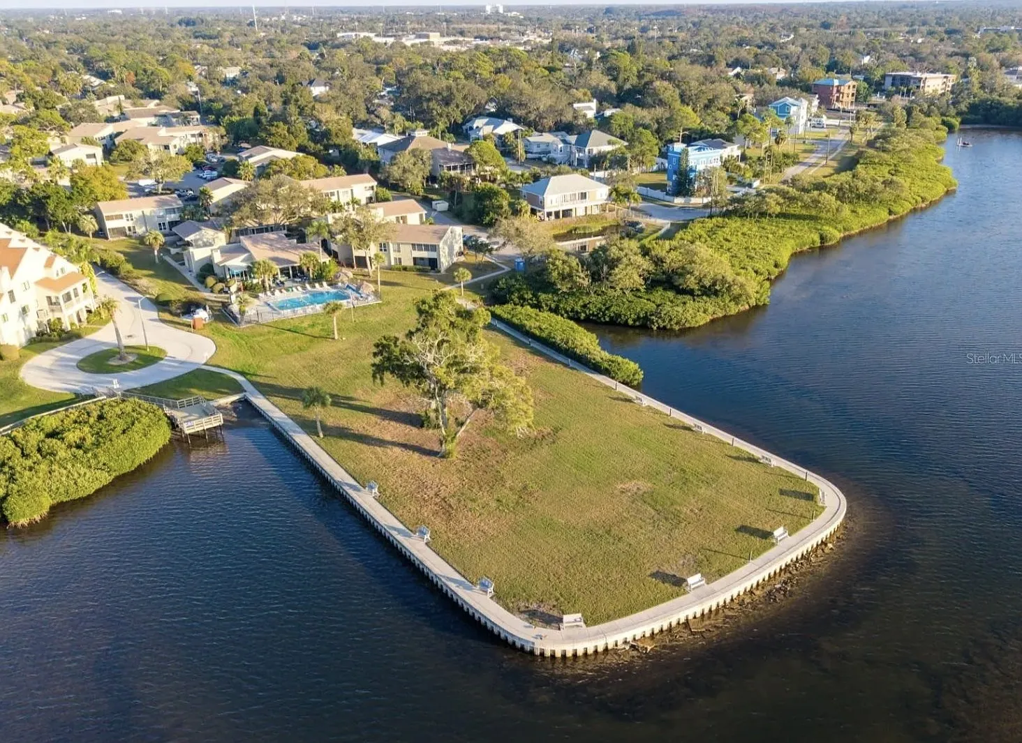 Windrush Bay Dr, Tarpon Springs — Photo 1