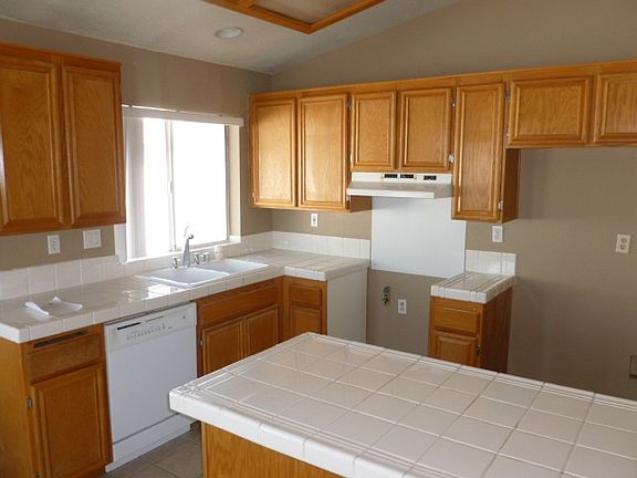3rd image of 25185 Elan Dr