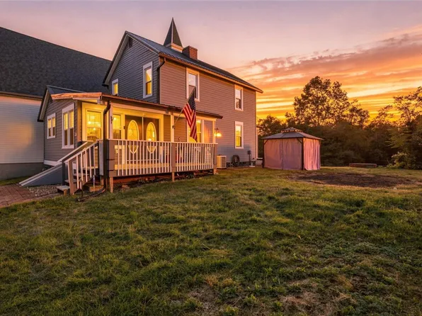 4150 Arnold Ave, Lower Burrell, PA 15068