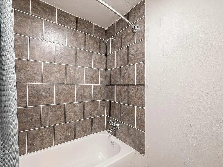2601 Marilee Ln #3 — Photo 15