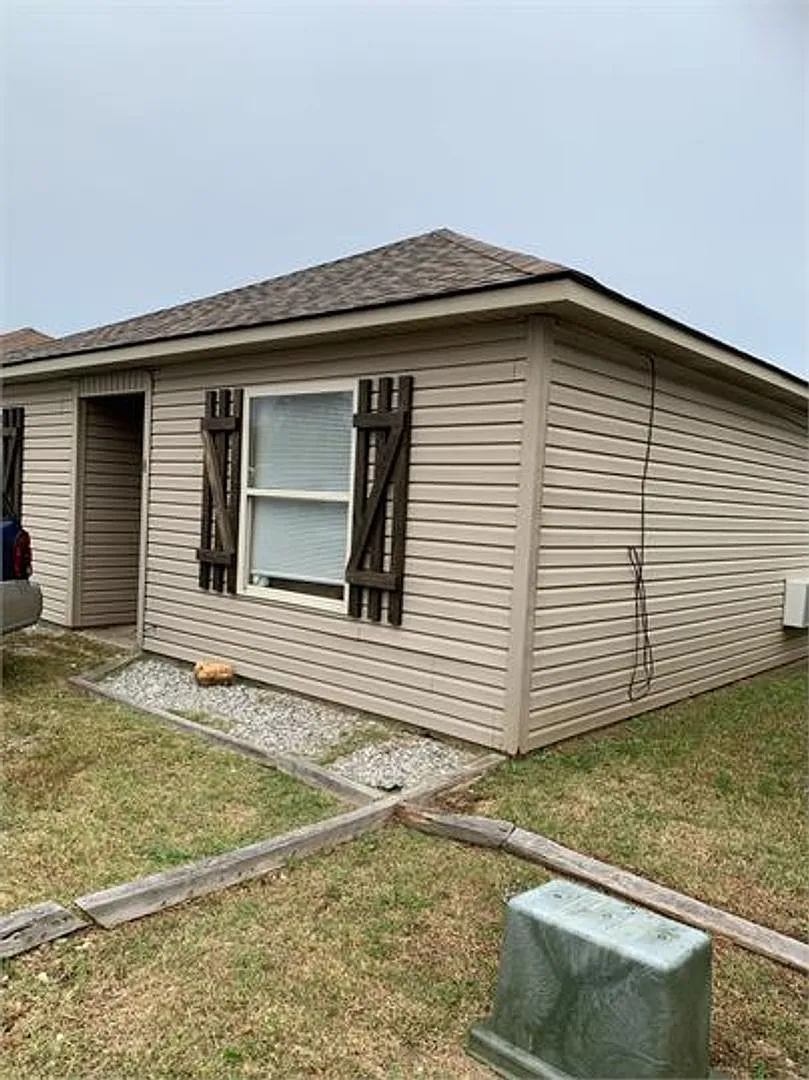 2/2 Patio Home Sulphur Rock — Photo 1