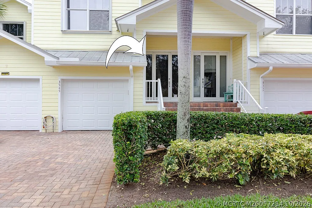 3 bed, 2.0 bath, 2077 sqft, $2,800 — Photo 4