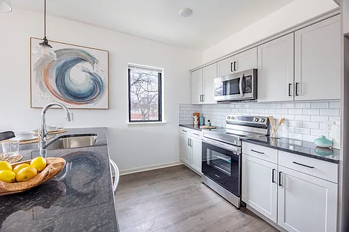 Floor plan Modern - 2 Bed, 2 Bath