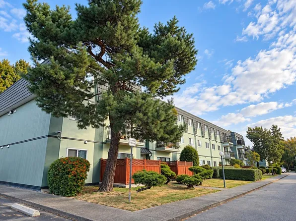 8031 Ryan Rd #117, Richmond, BC V7A 2E4