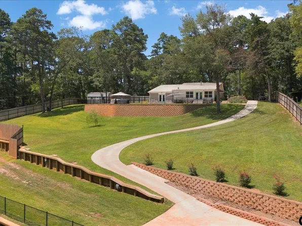 130 County Road 3162, Jacksonville, TX 75766