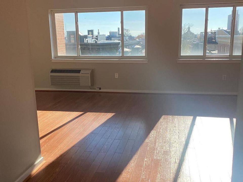 1st image of 200 Lombard St #10-624