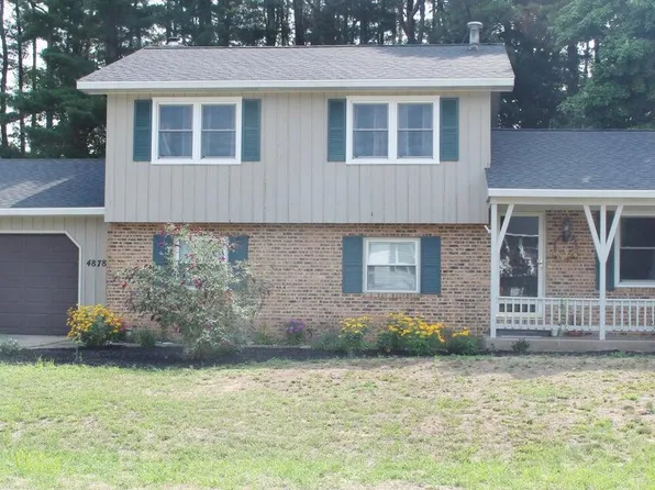 4878 Stanwood St, Muskegon, MI 49441