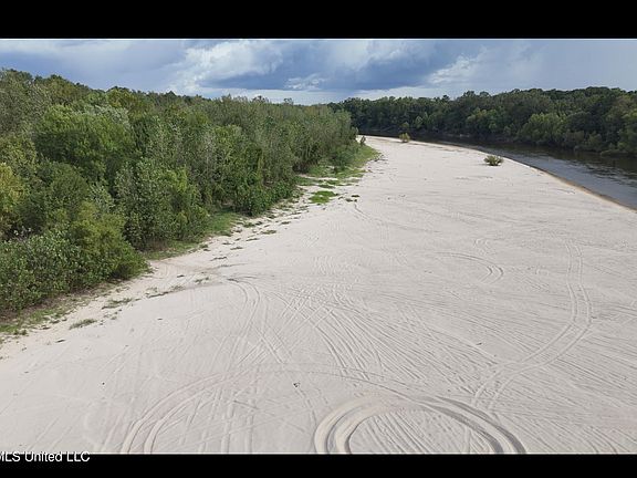 3rd image of McKay Ave