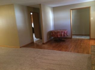 4212 SW Twilight Dr, Topeka, KS 66614