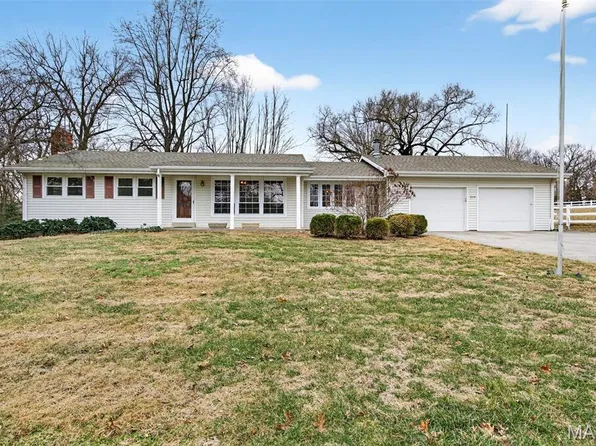 208 Mexico Rd, Wentzville, MO 63385