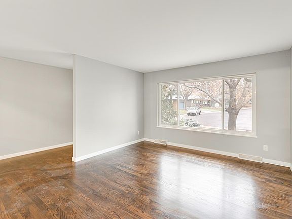 5th image of 2405 S Newberry Ct
