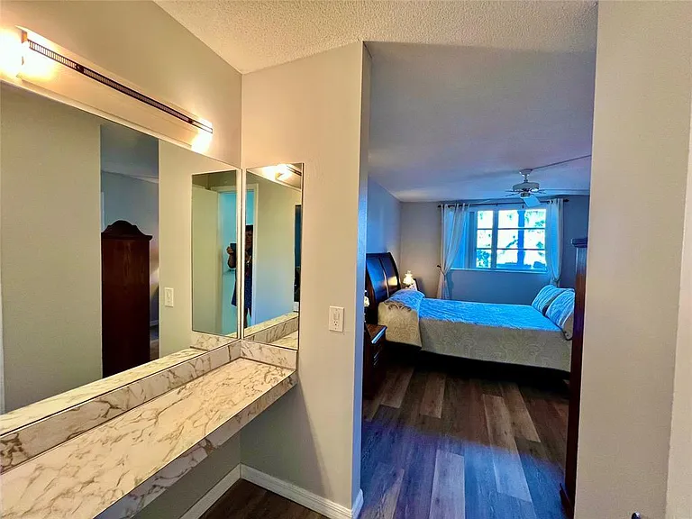 2800 NW 47th Ter #106B — Photo 23