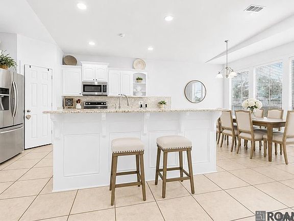 5th image of 11135 Peaks Ave