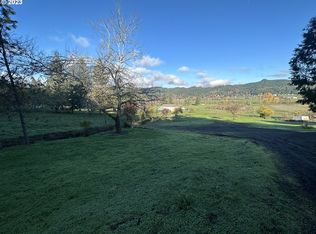 1994 S Side Rd, Sutherlin, OR 97479