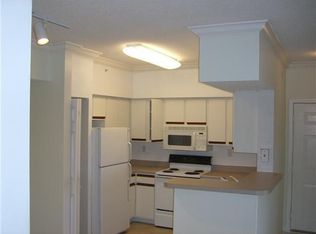 160 SW 117th Ter APT 305, Pembroke Pines, FL 33025