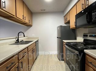 2334 N 44th St APT 14, Lincoln, NE 68504