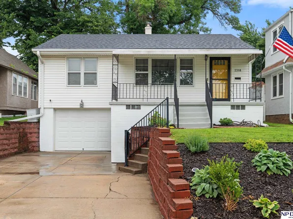 2318 N 49th St, Omaha, NE 68104