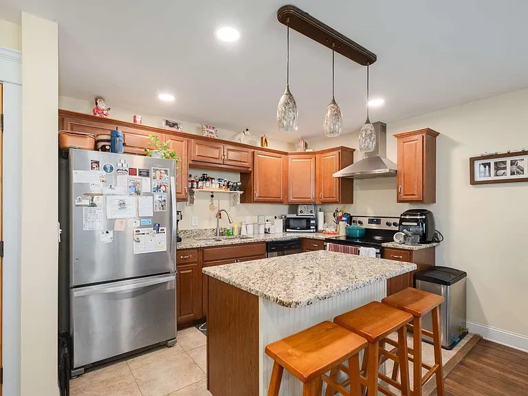1004 Cahal Ave — Photo 7