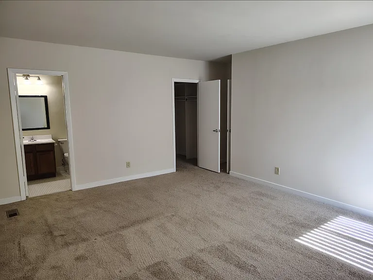 Residences at Pomona Park — Photo 70