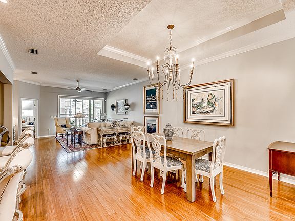 5th image of 2207 Makarios Dr