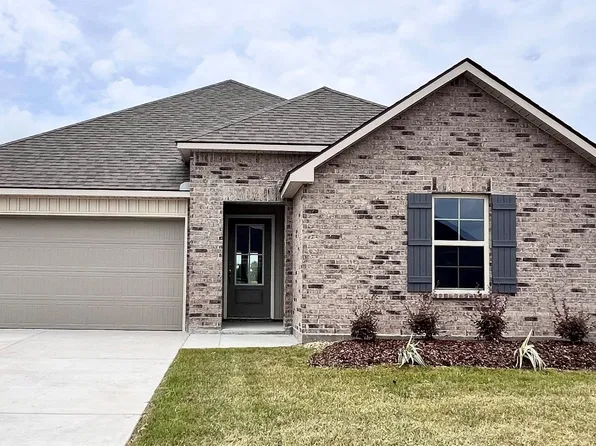 122 Cottage Cove Dr, Maurice, LA 70555