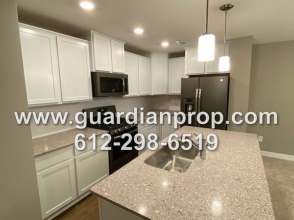 5th image of 8041 Abercrombie Ln
