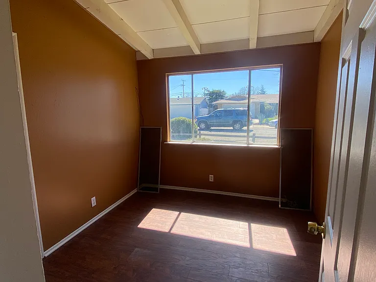 105 Santa Ynez Ave — Photo 12