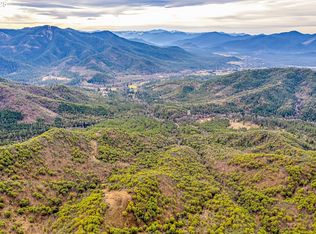 Sykes Cr Rd, Rogue River, OR 97537