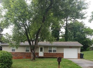 209 Virginia Dr, Seymour, TN 37865