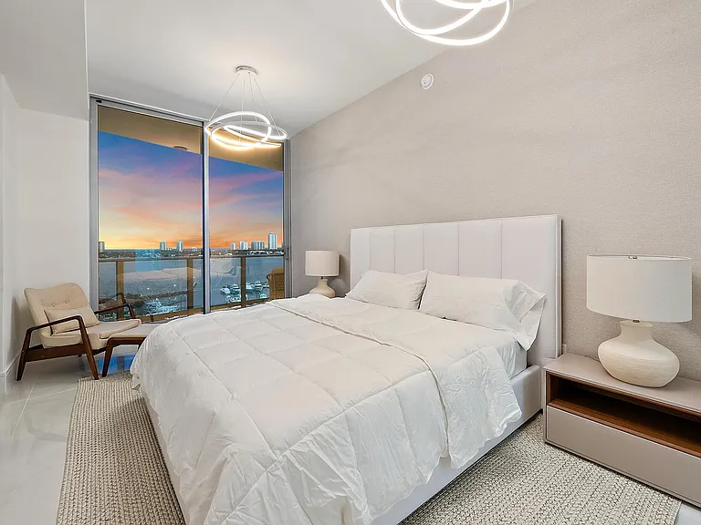 220 Lake Shore Dr #1008 — Photo 8