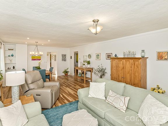5th image of 522 Calvert Rd