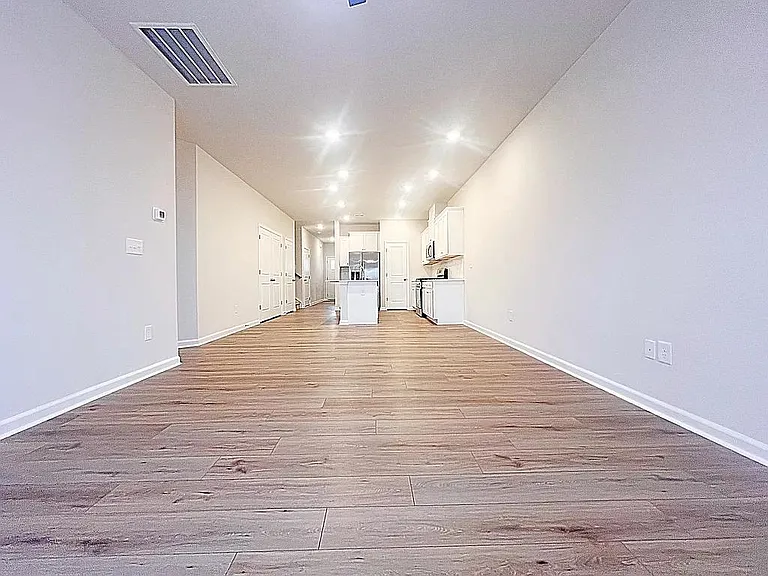 9 Vine House Dr — Photo 12