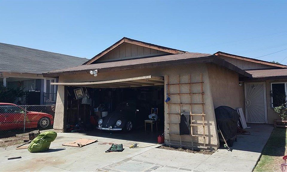 1st image of 1333 W 91st St