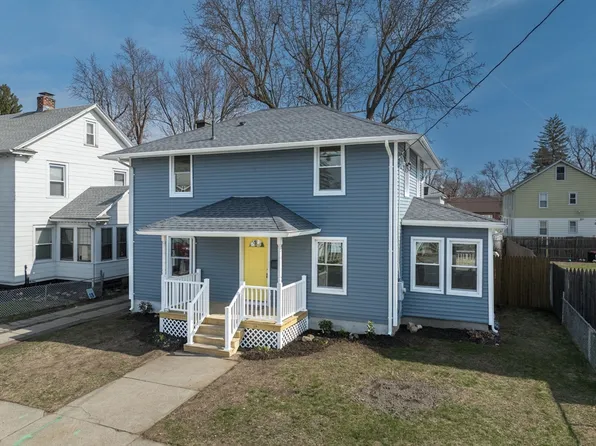 85 Edendale St, Springfield, MA 01104