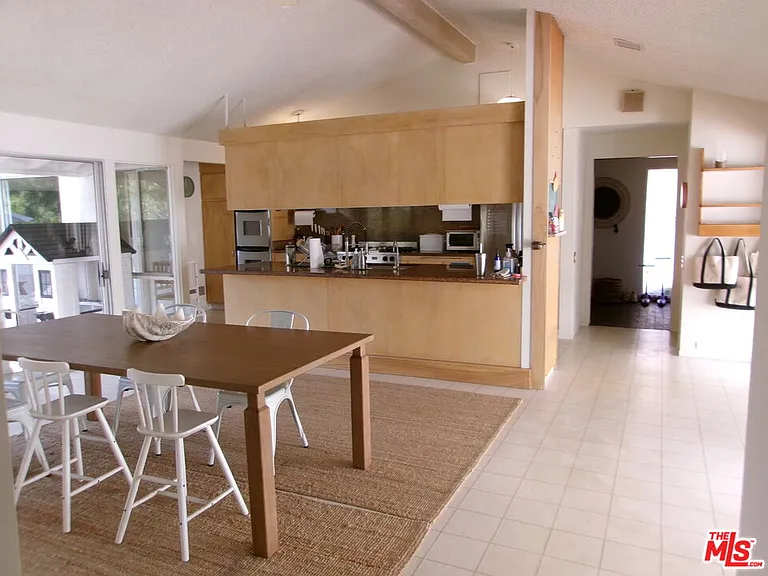 6349 Sycamore Meadows Dr — Photo 3