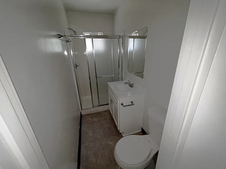 3079 - 1635-41 N. Normandie Ave - 33 — Photo 10