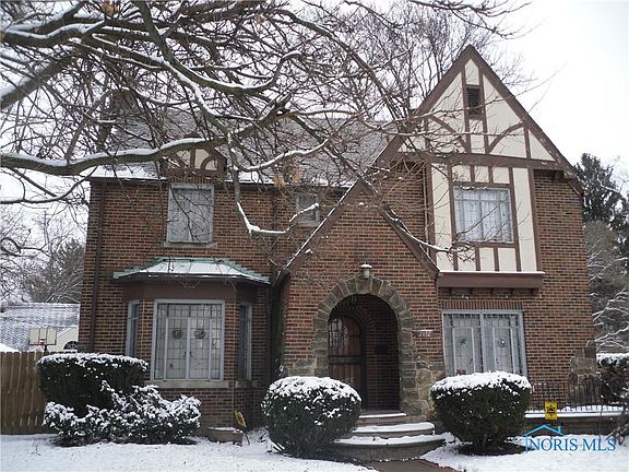 2nd image of 2132 Parkside Blvd