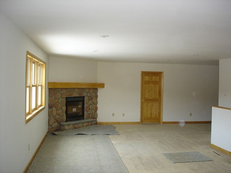 4th image of 237 TROUT HAVEN