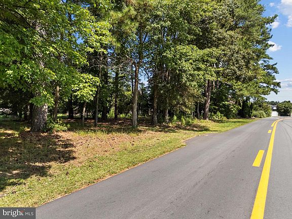 2nd image of 3 Club House Rd
