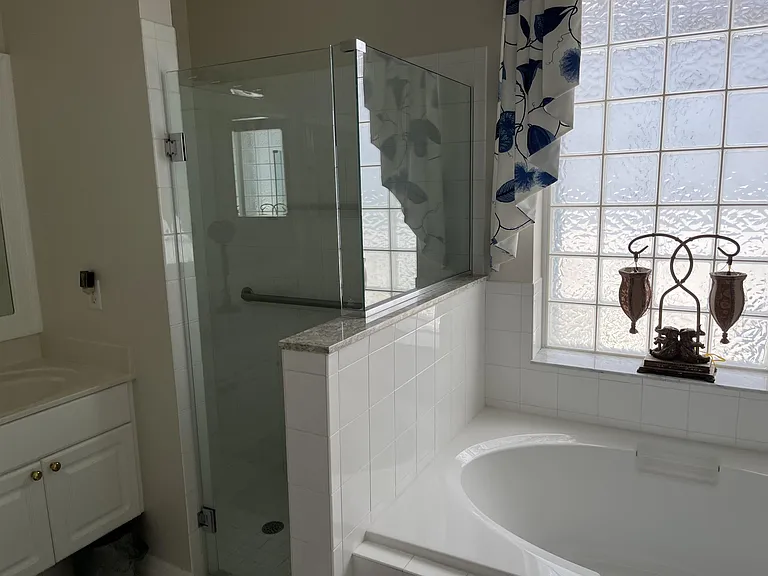 628 NW Venetto Ct — Photo 14