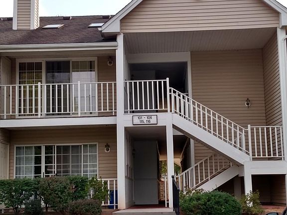 2nd Floor - 2 bedroom condo