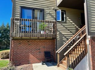 509 Village Cmns, Flemington, NJ 08822
