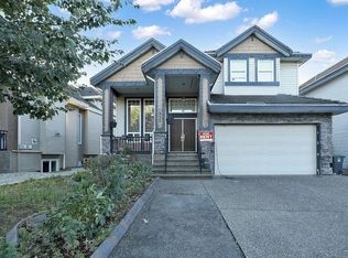 6935 152nd St, Surrey, BC V3S 3N2